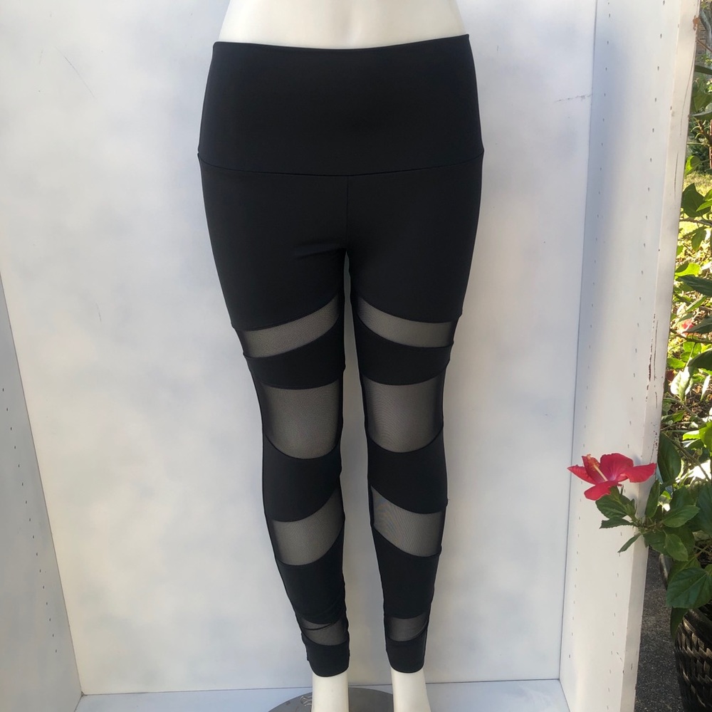 Onzie Black Mesh High Waisted Leggings Size S
